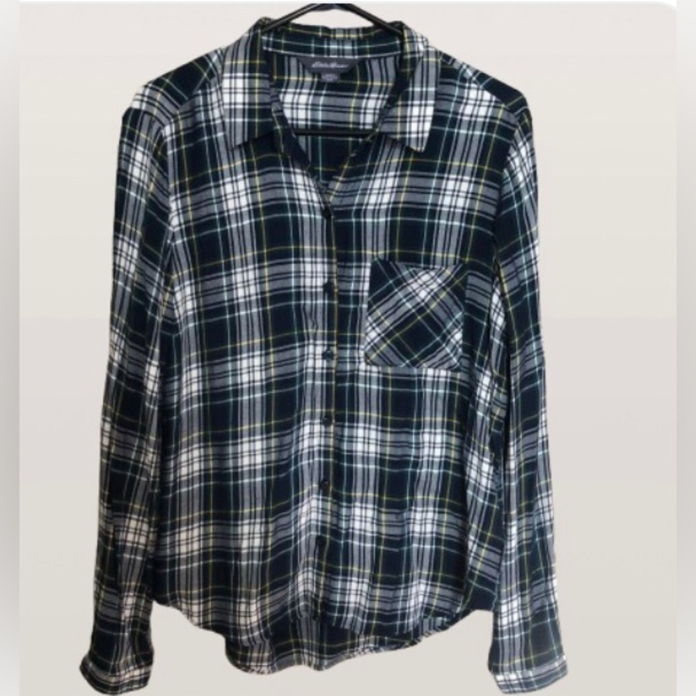 Eddie Bauer Plaid Navy and Green Button-Up Shirt Medium
